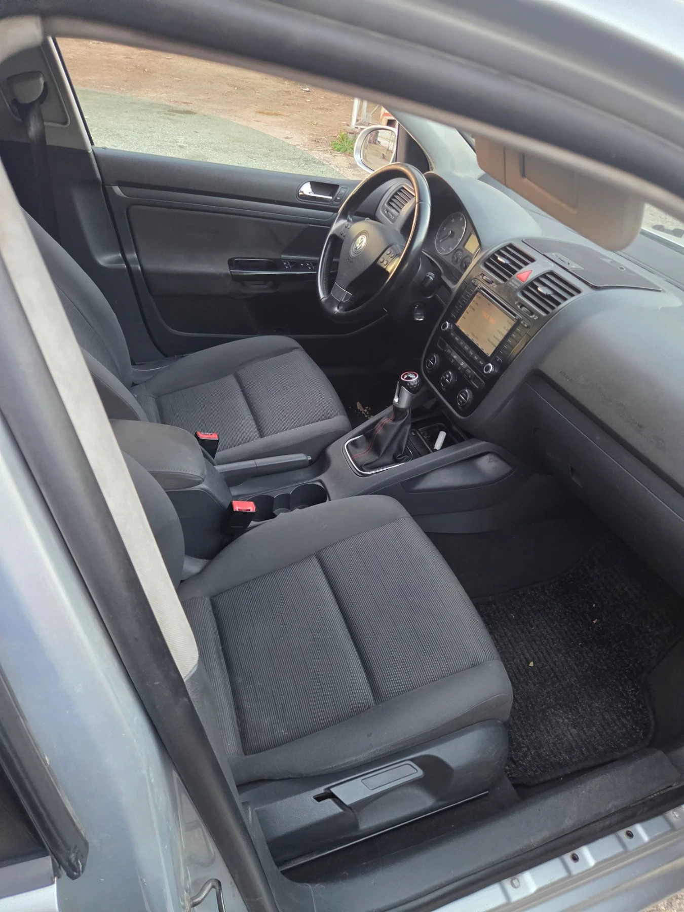 VW Golf 1.9TDI 90, снимка 5 - Автомобили и джипове - 56349843