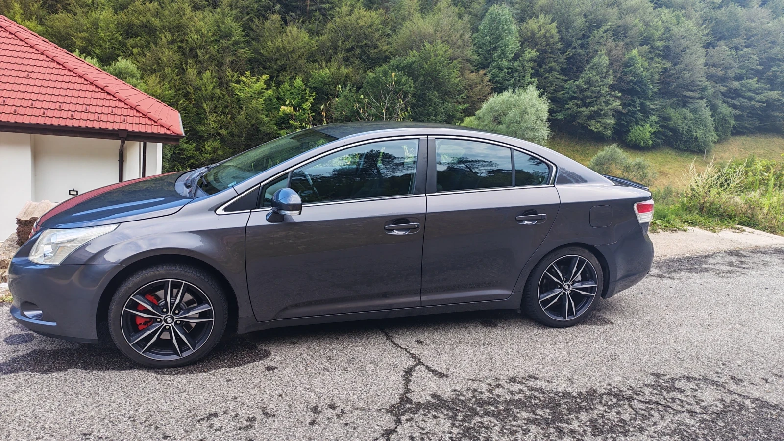 Toyota Avensis T27, снимка 15 - Автомобили и джипове - 56350937