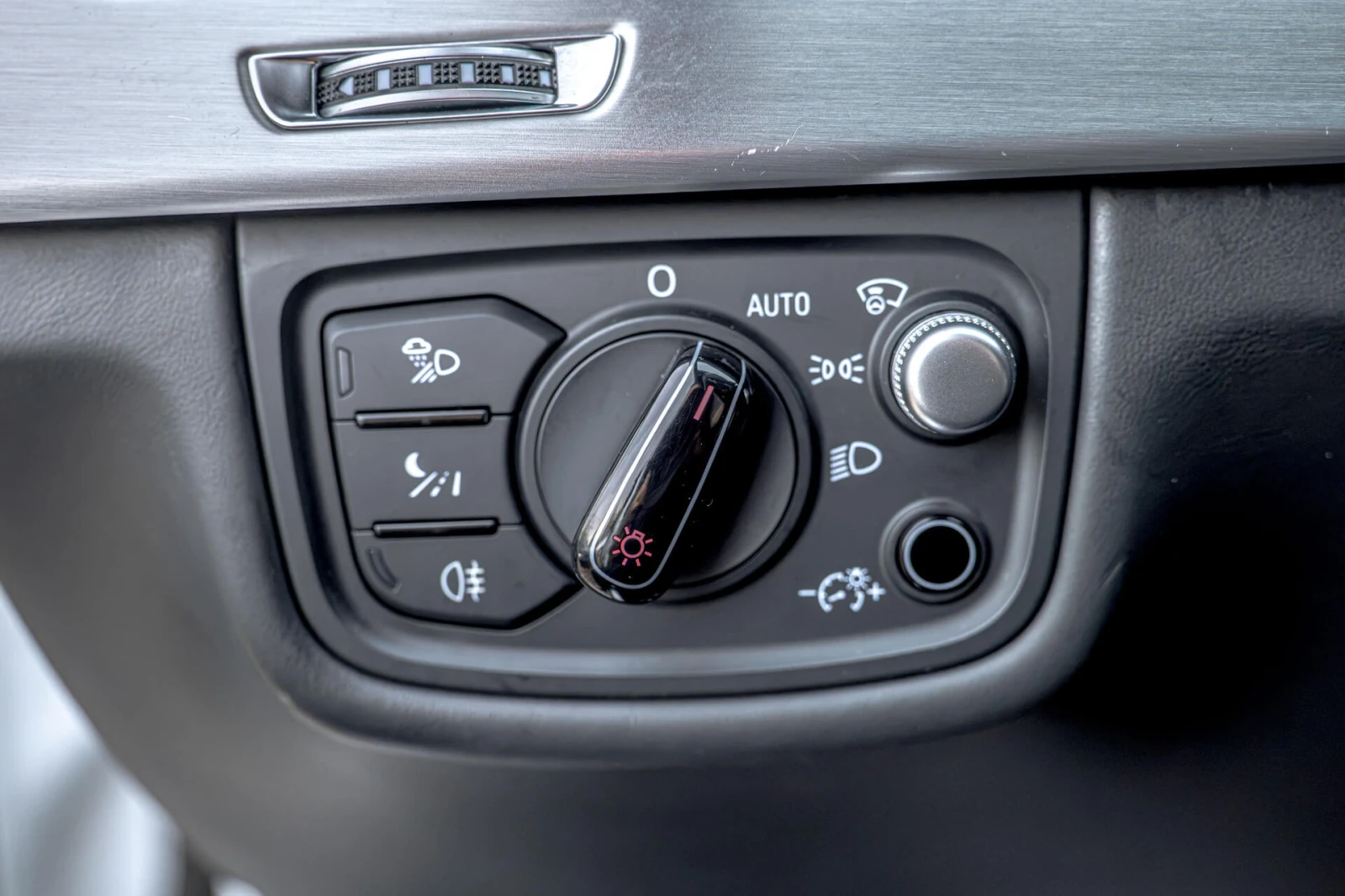 Audi S8 4.0TFSI/Bang&Olufsen/HuD/Design Selection/RSE/���� | Mobile.bg � ����������� 11