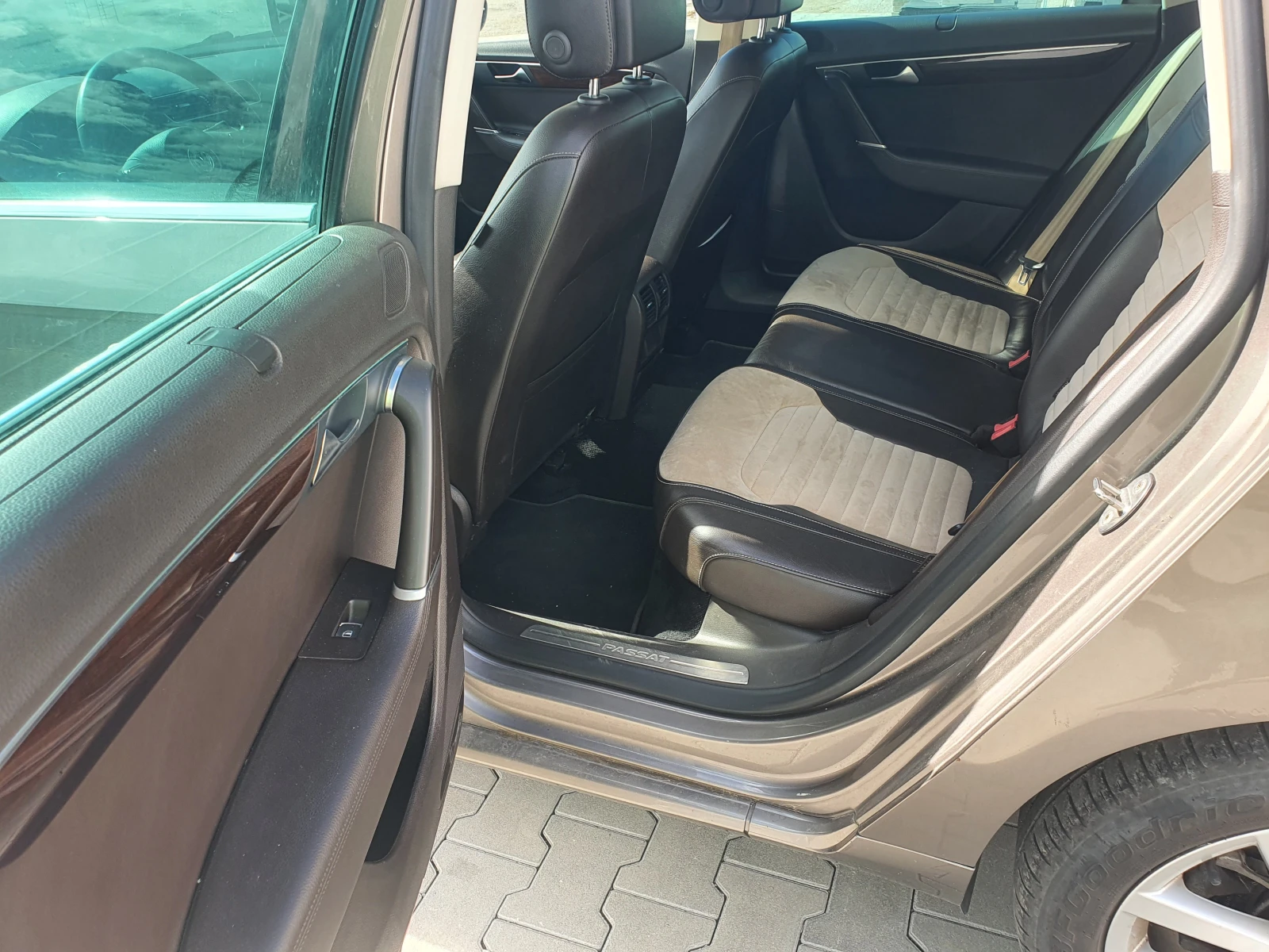 VW Passat 2.0 TDI, снимка 12 - Автомобили и джипове - 56562928