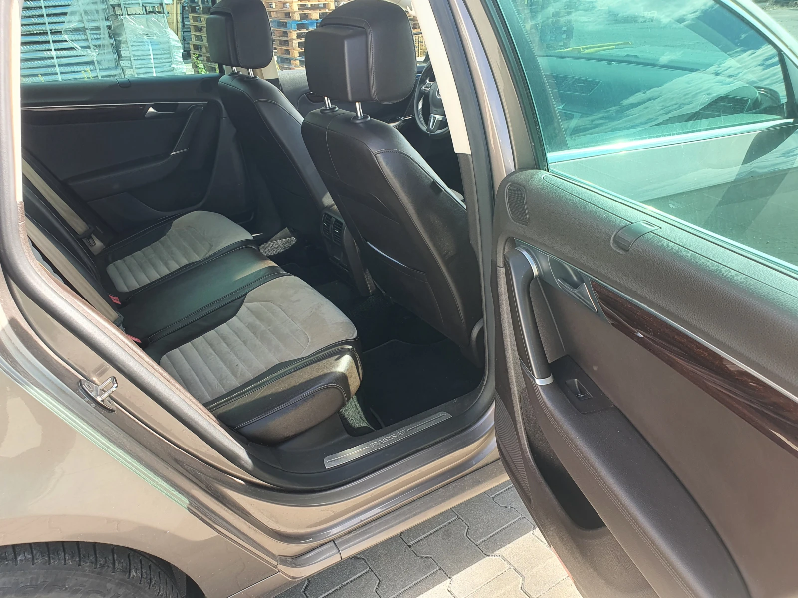 VW Passat 2.0 TDI, снимка 13 - Автомобили и джипове - 56562928