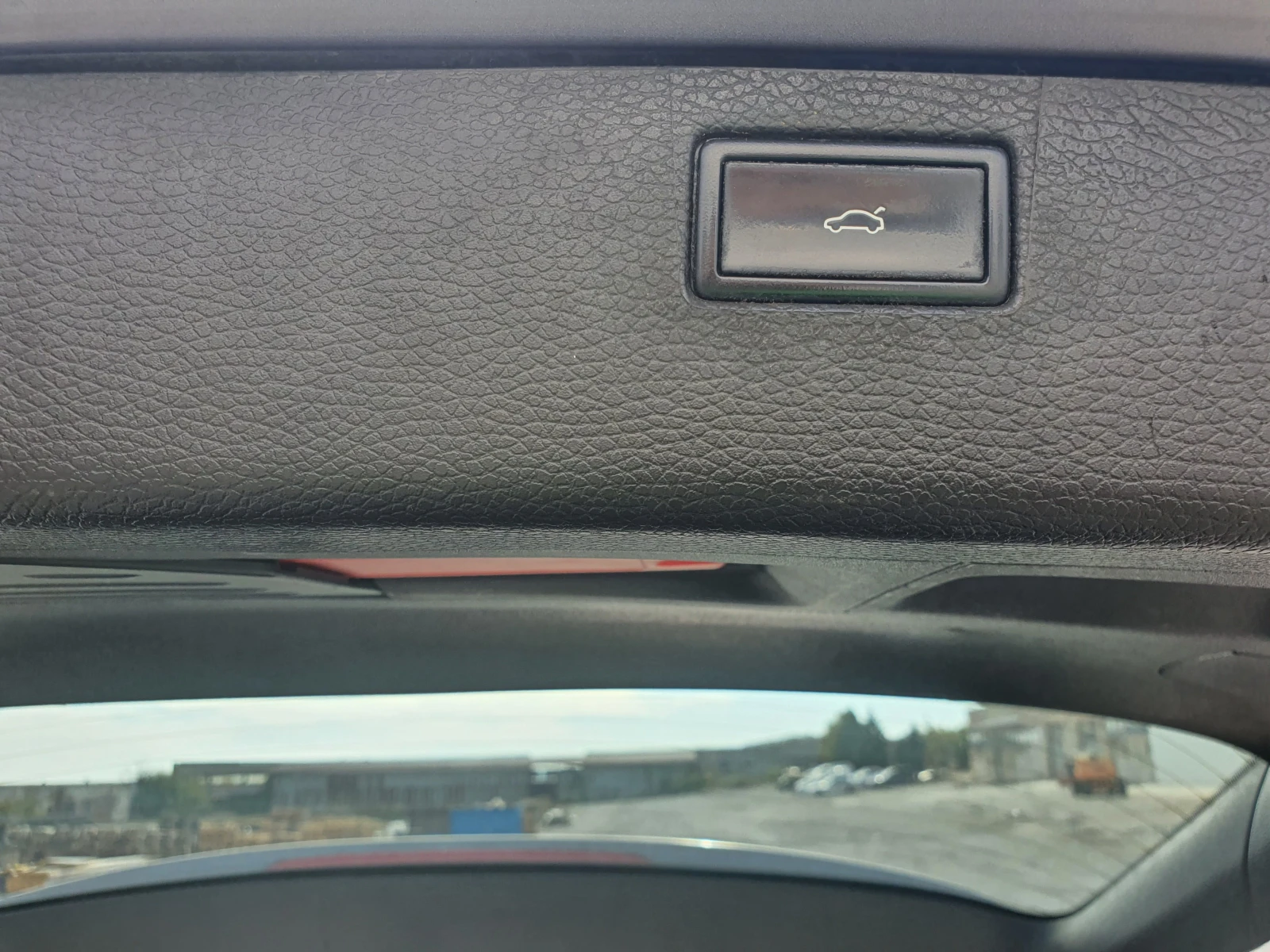VW Passat 2.0 TDI, снимка 9 - Автомобили и джипове - 56562928
