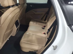 Porsche Cayenne  AWD| 360 КАМЕРИ| ПАНОРАМА| ПАМЕТ| CARFAX, снимка 12