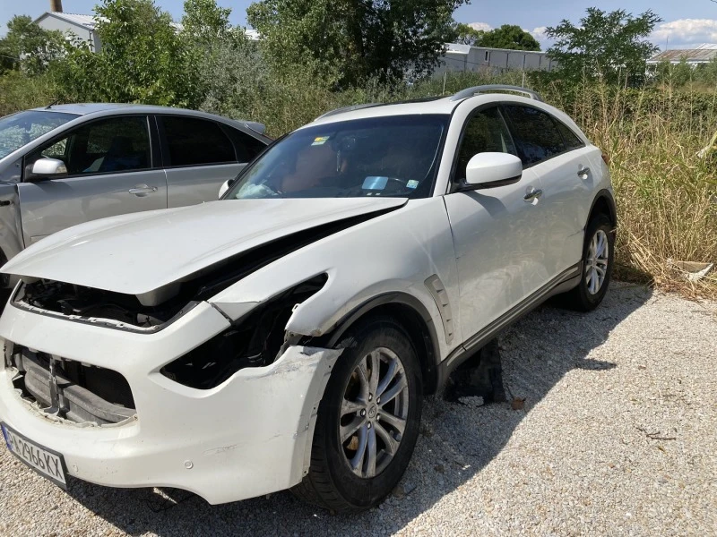 Infiniti Fx 35 3,5 НА ЧАСТИ, снимка 5 - Автомобили и джипове - 42344015