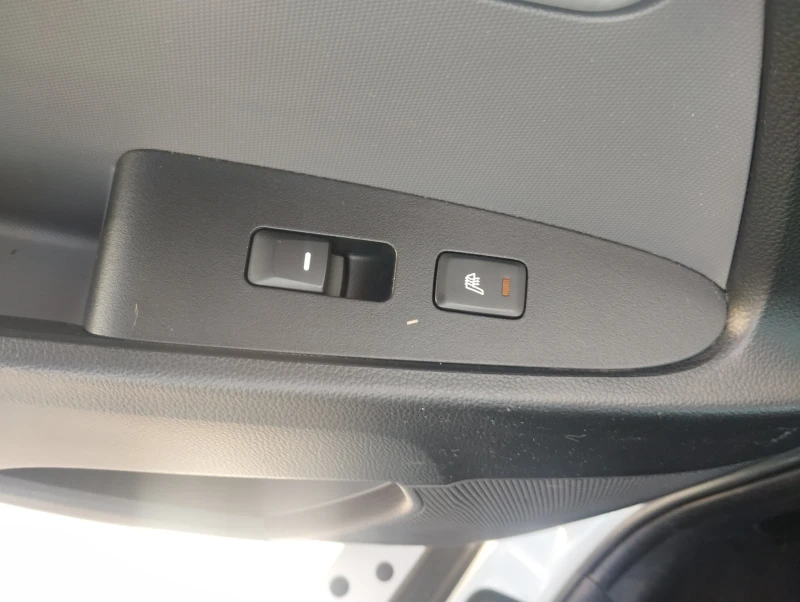 Kia Sportage 4x4 БЕНЗИН 2.0 163к.с., АВТОПИЛОТ, , ПАРКТРОНИК, снимка 17 - Автомобили и джипове - 52502573