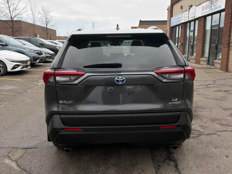 Toyota Rav4 * Hybrid LE * CARFAX * БЕЗ ПЪРВОНАЧАЛНА ВНОСКА, снимка 4 - Автомобили и джипове - 52690971