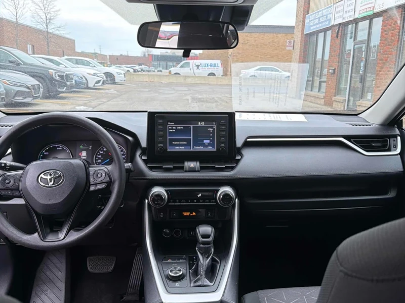 Toyota Rav4 * Hybrid LE * CARFAX * БЕЗ ПЪРВОНАЧАЛНА ВНОСКА, снимка 8 - Автомобили и джипове - 52690971