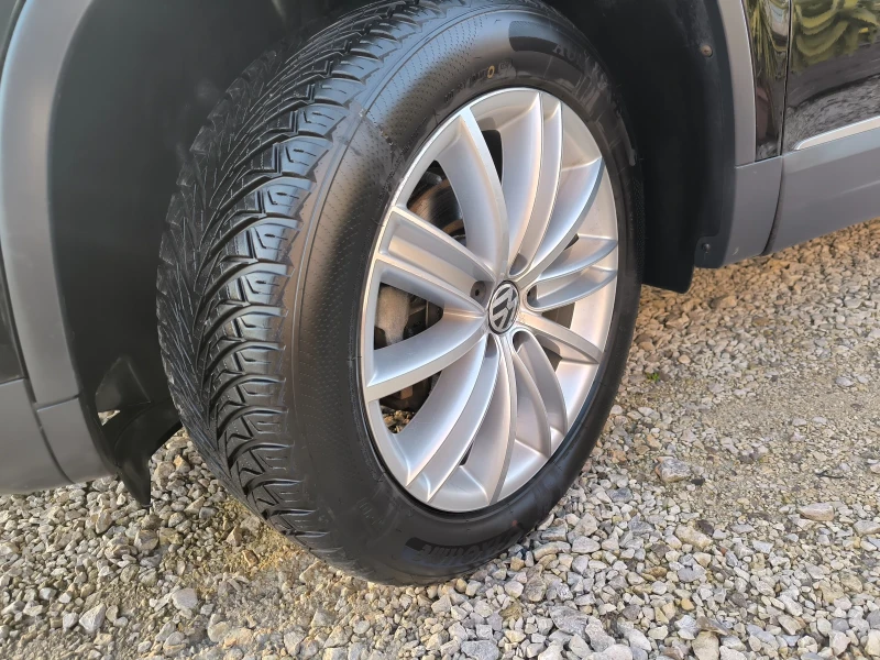 VW Tiguan 2.0 TDi -R-line - LUX- ГЕРМАНИЯ, снимка 15 - Автомобили и джипове - 52717098