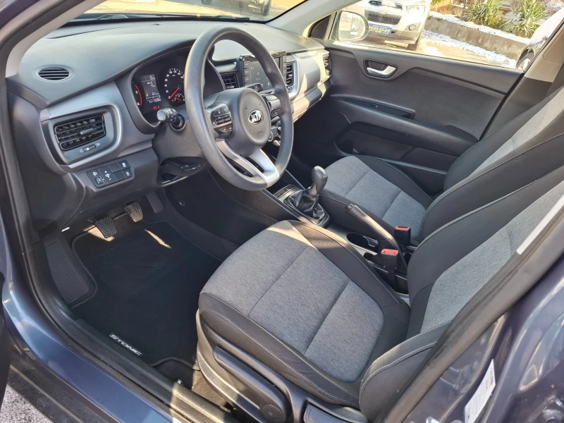 Kia Stonic 1.6 CRDI , снимка 6 - Автомобили и джипове - 53044129
