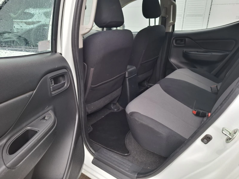 Mitsubishi L200 2.3 d  N1, снимка 7 - Автомобили и джипове - 53234308