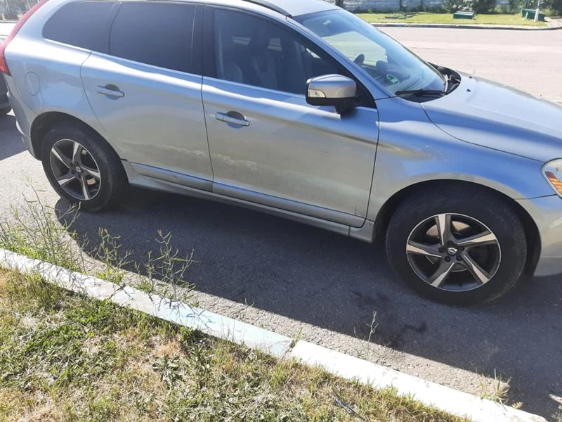 Volvo XC60 2.4tdi, снимка 4 - Автомобили и джипове - 36819705