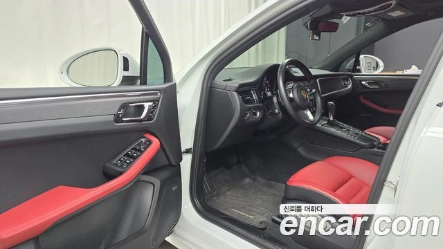 Porsche Macan, снимка 10 - Автомобили и джипове - 56081704