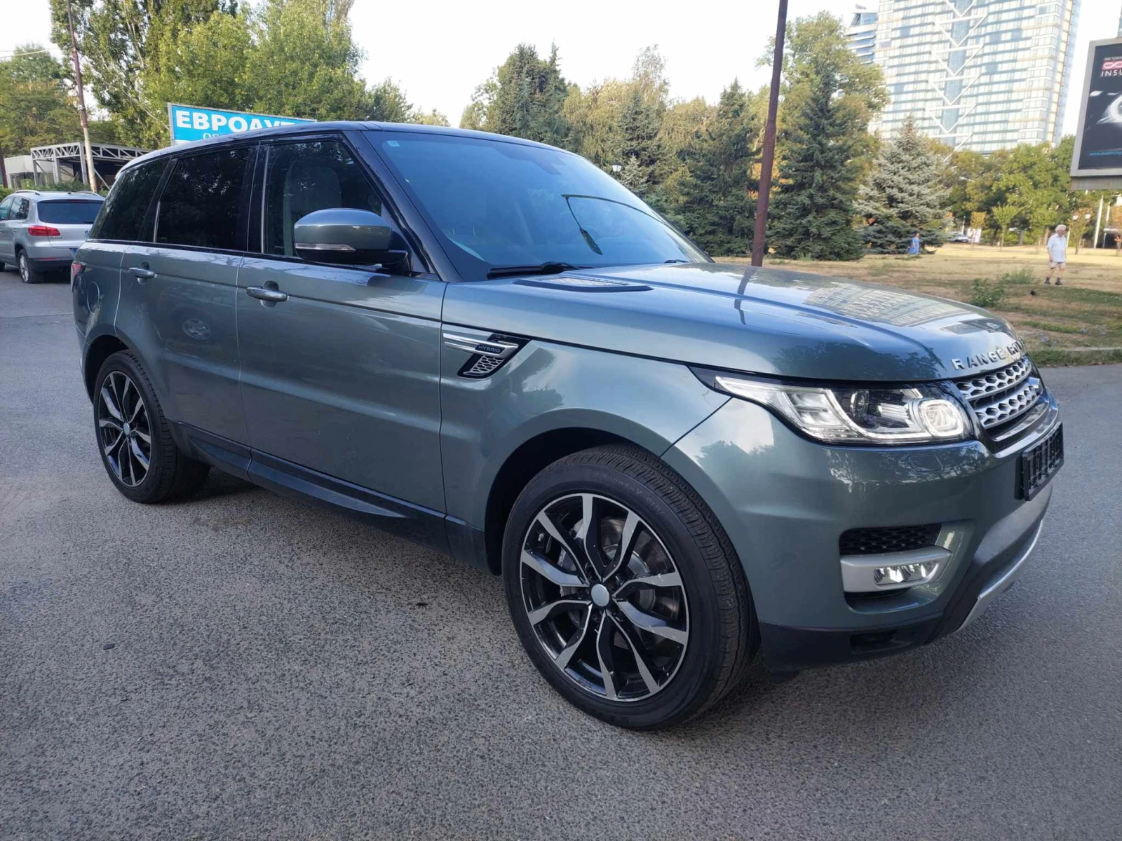 Land Rover Range Rover Sport HSE HYBRID - изображение 3