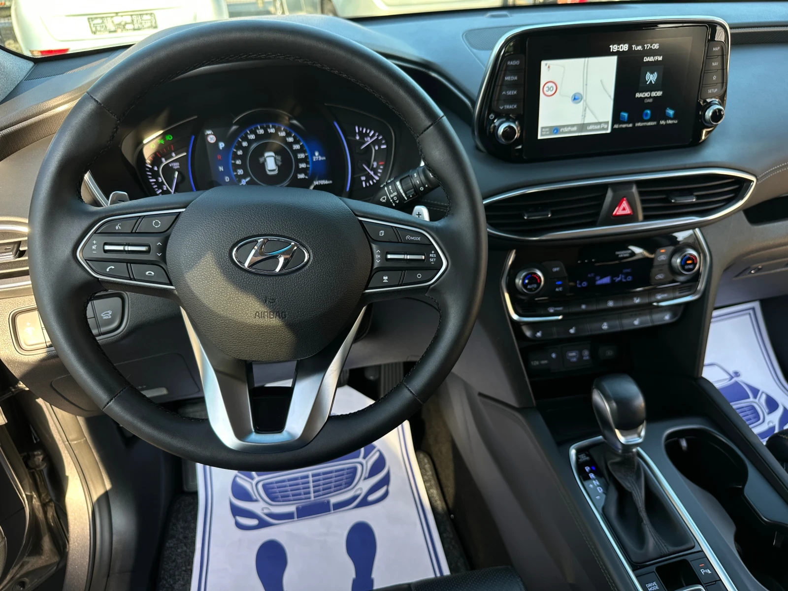 Hyundai Santa fe Premium* 4WD* 360-Камера* Head-UP* Krell* Led*  - изображение 9