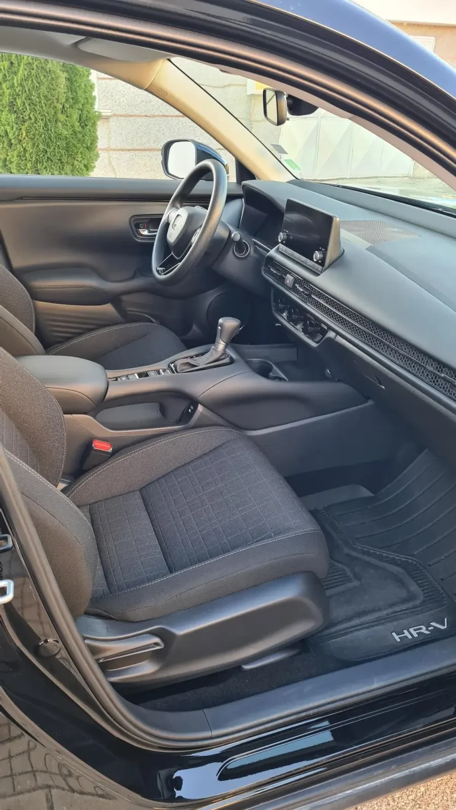 Honda Hr-v 2.0 LX 4X4  2025�. | Mobile.bg � ����������� 15