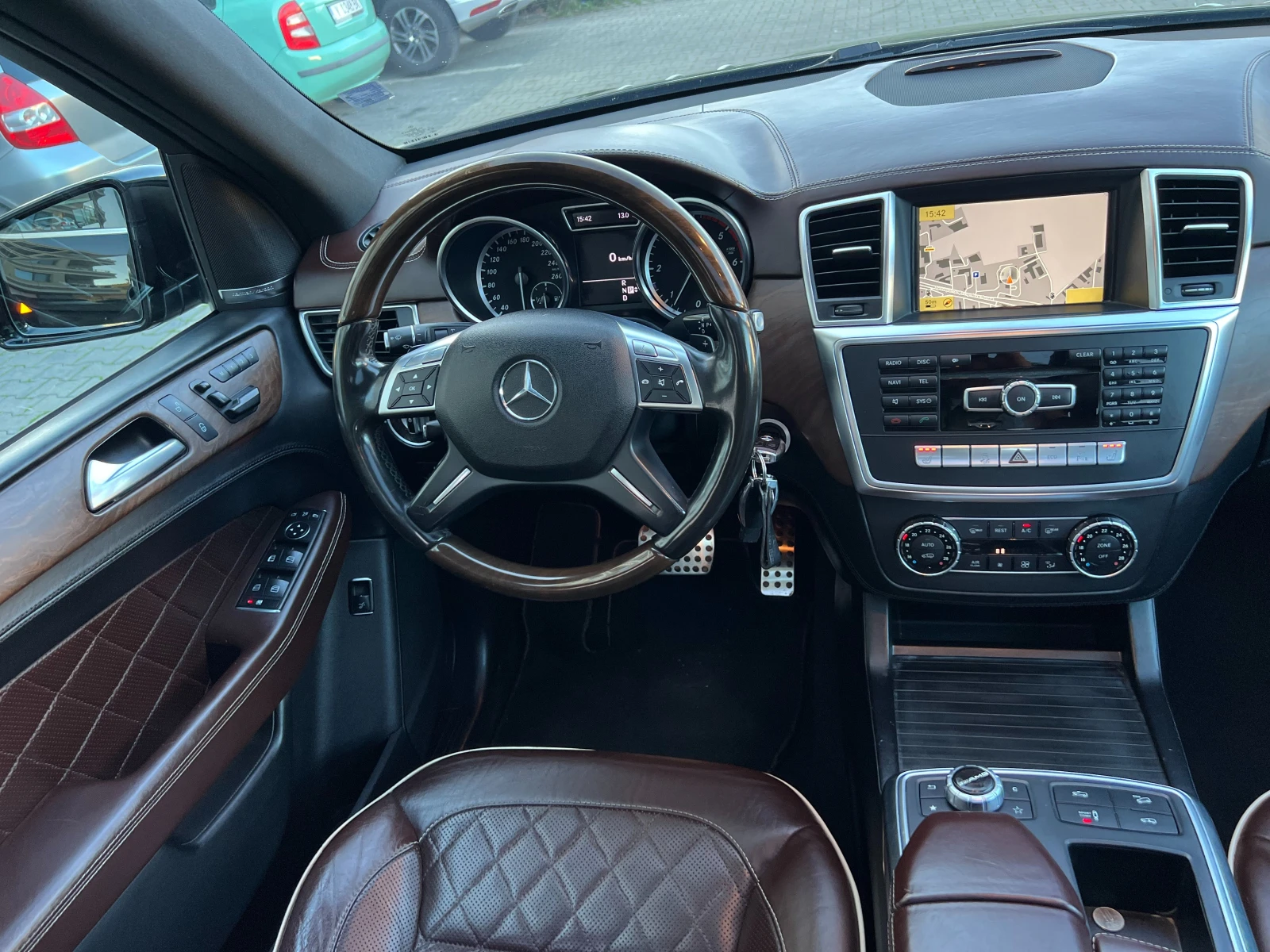 Mercedes-Benz ML 350 CDI AMG DESIGNO PANORAMA HARMAN/KARDON | Mobile.bg   12