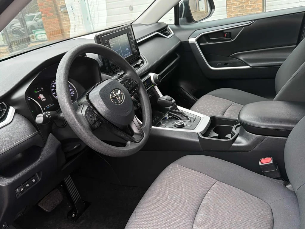 Toyota Rav4 * Hybrid LE * CARFAX * БЕЗ ПЪРВОНАЧАЛНА ВНОСКА - изображение 5