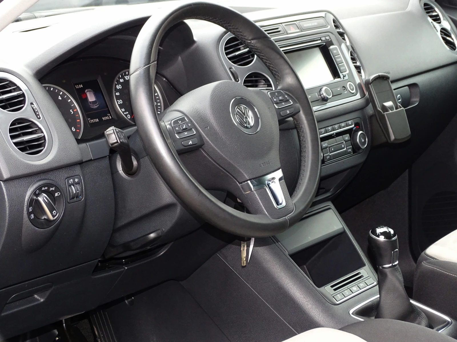 VW Tiguan 2.0TDI_179000 KM_2015г._*  - изображение 10