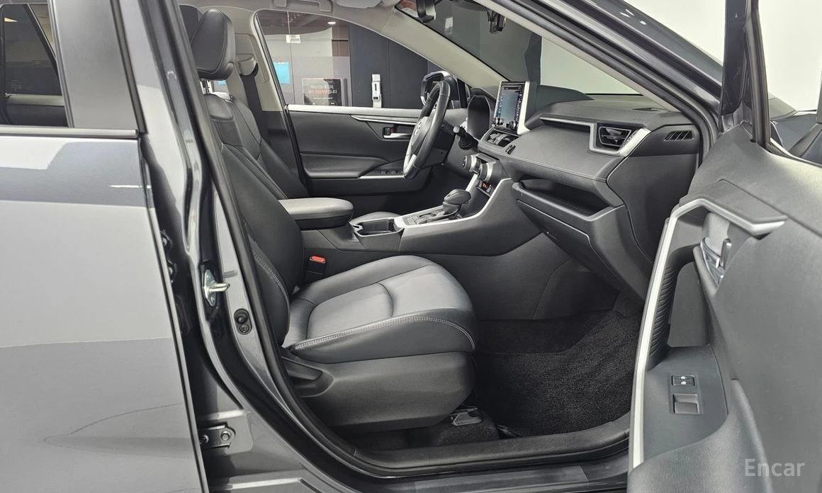 Toyota Rav4, снимка 11 - Автомобили и джипове - 53859569