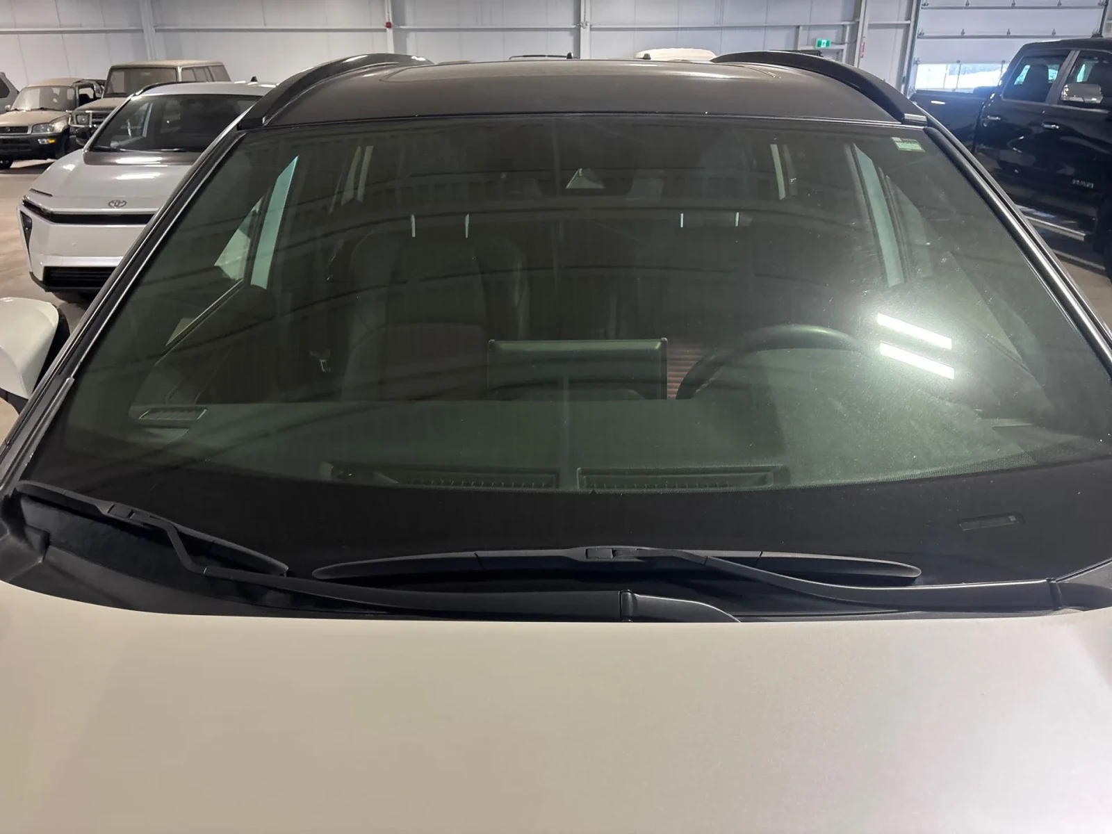 Toyota Rav4 2.5L 4cyl 4WD, снимка 12 - Автомобили и джипове - 53997211