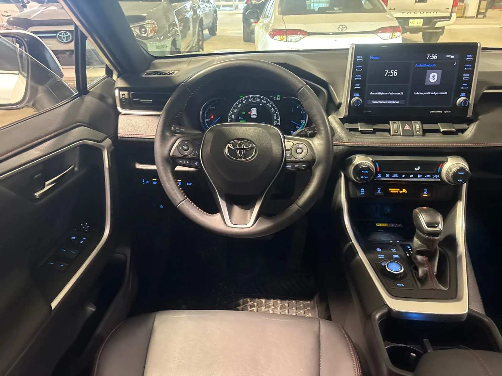 Toyota Rav4 2.5L 4cyl 4WD, снимка 8 - Автомобили и джипове - 53997211