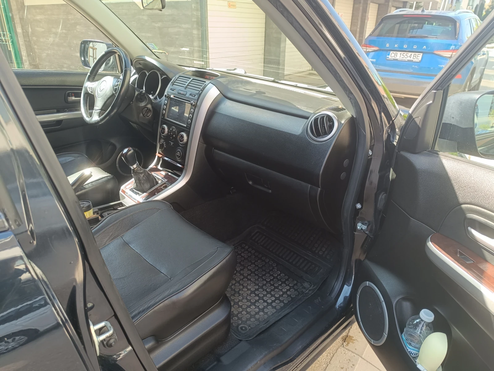 Suzuki Grand vitara 1.9 DDiS, снимка 15 - Автомобили и джипове - 54342114