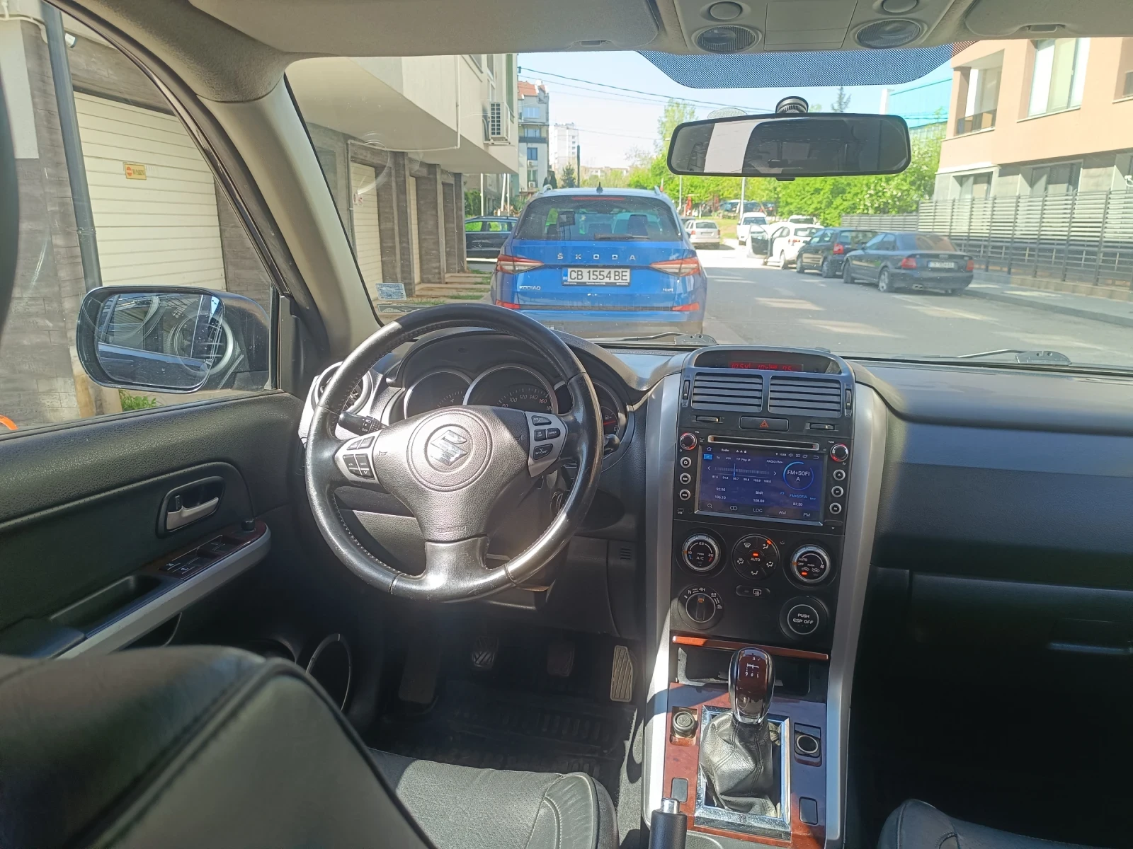 Suzuki Grand vitara 1.9 DDiS, снимка 12 - Автомобили и джипове - 54342114