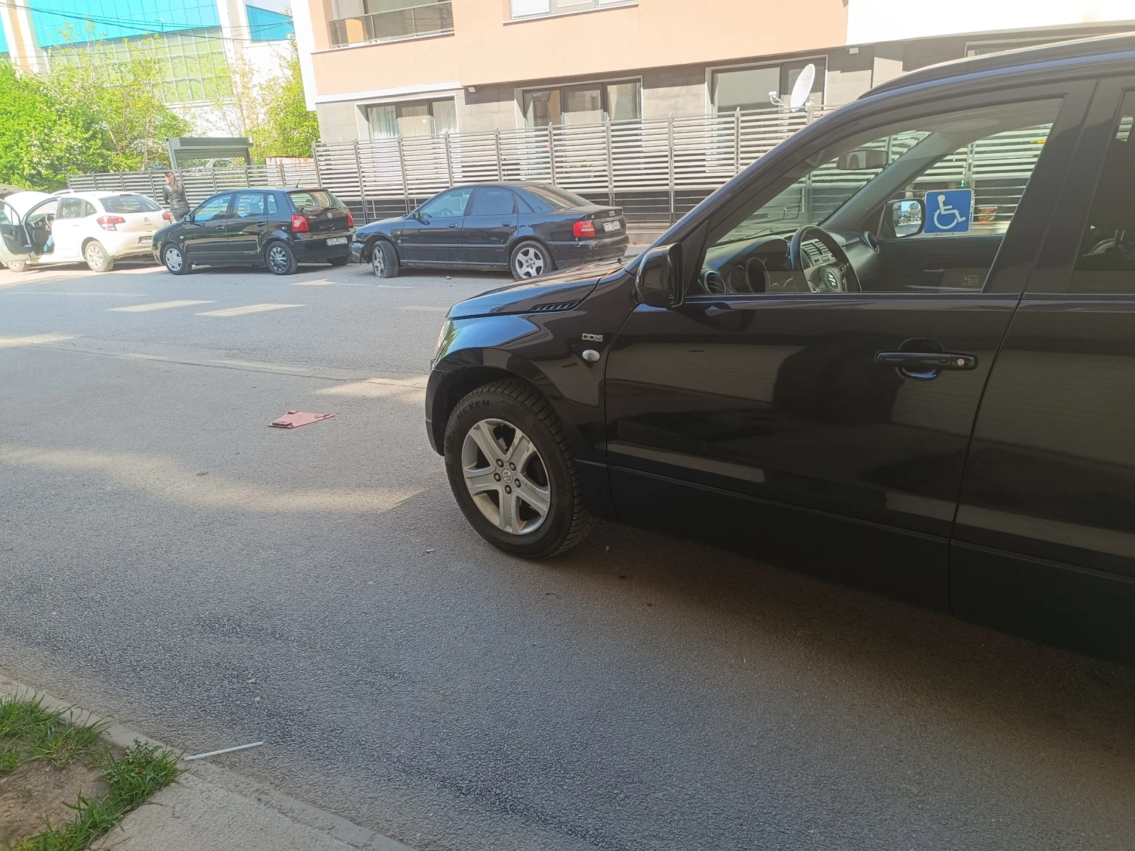 Suzuki Grand vitara 1.9 DDiS, снимка 7 - Автомобили и джипове - 54342114