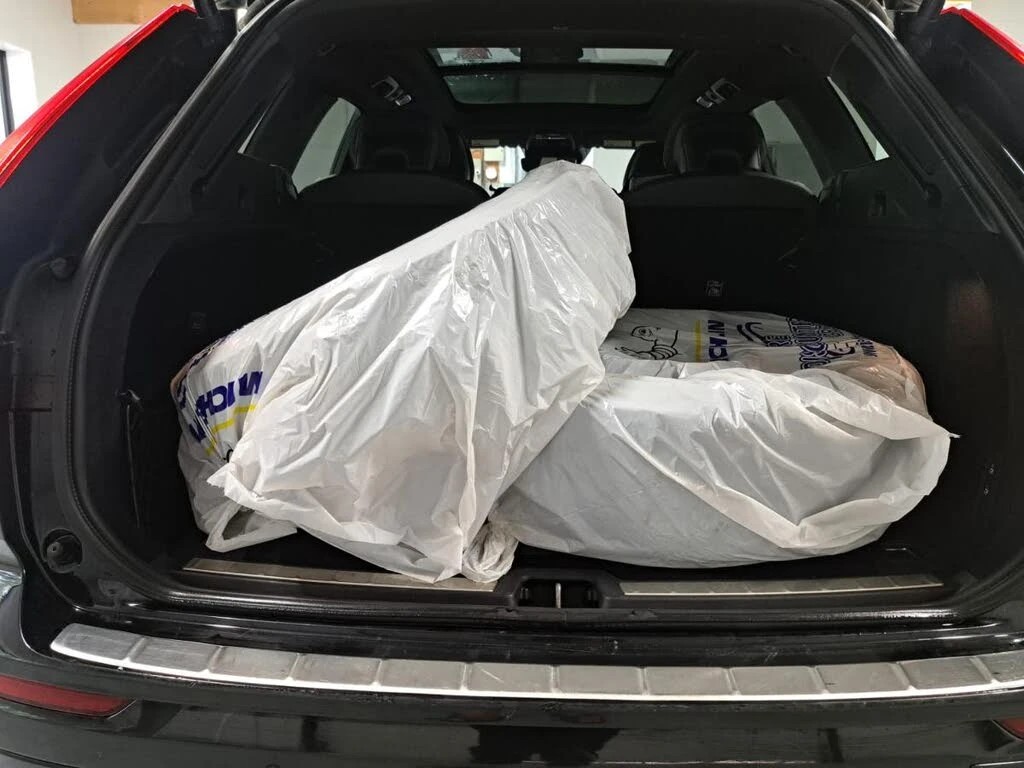 Volvo XC60 T6* R-DESIGN* DISTRONIC* BOWERS* 360* ПАНОРАМА, снимка 8 - Автомобили и джипове - 55283955