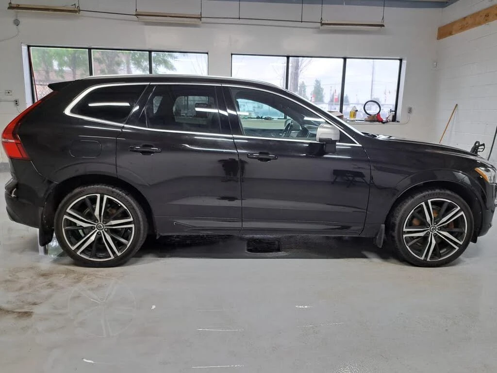 Volvo XC60 T6* R-DESIGN* DISTRONIC* BOWERS* 360* ПАНОРАМА, снимка 7 - Автомобили и джипове - 55283955