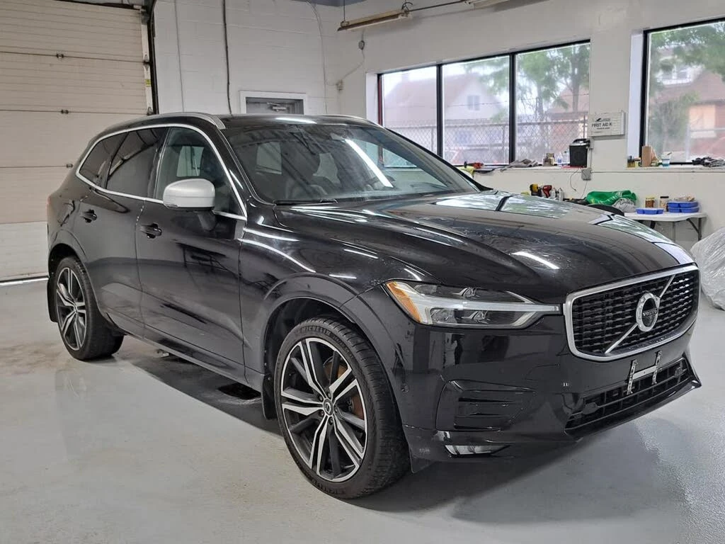 Volvo XC60 T6* R-DESIGN* DISTRONIC* BOWERS* 360* ПАНОРАМА, снимка 2 - Автомобили и джипове - 55283955