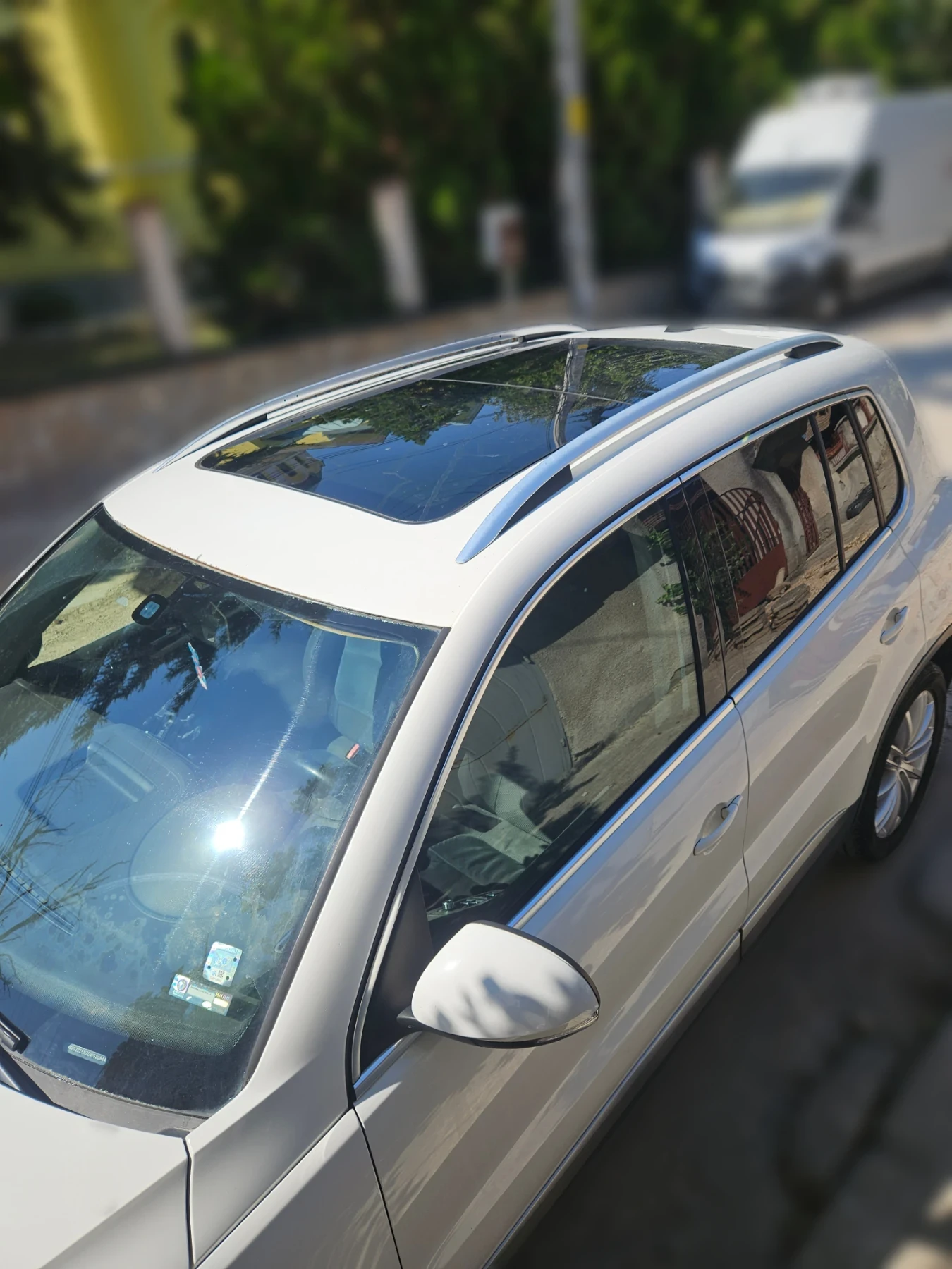 VW Tiguan, снимка 6 - Автомобили и джипове - 55619193
