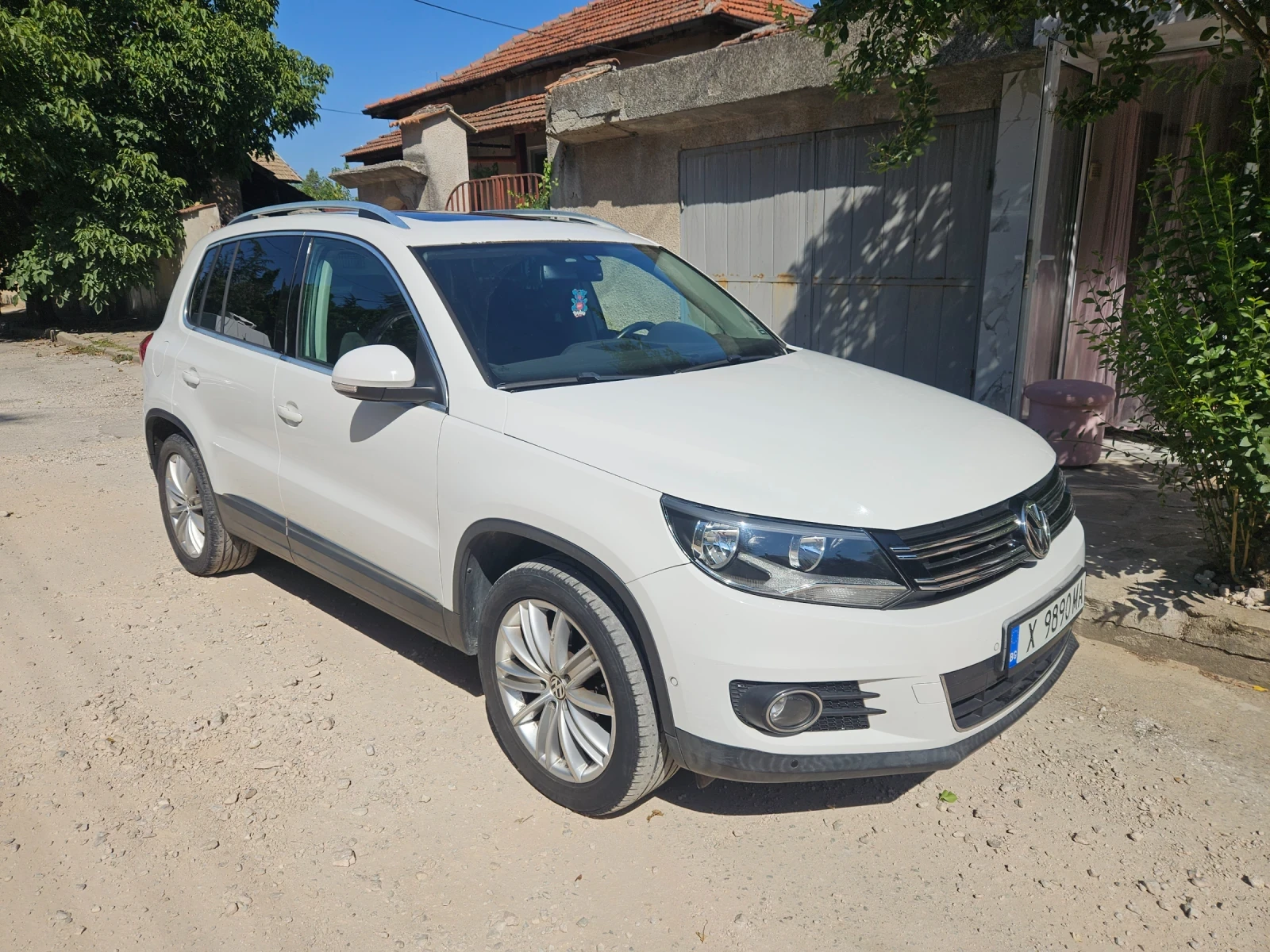 VW Tiguan, снимка 2 - Автомобили и джипове - 55619193