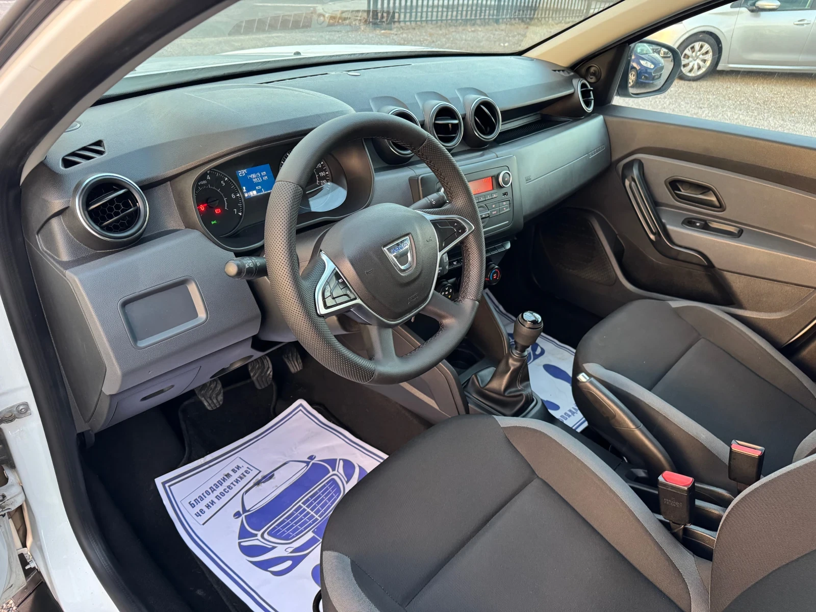 Dacia Duster 1.5DCI Facelift!! Klima !! 6speed!!  EURO 6, снимка 12 - Автомобили и джипове - 55728705