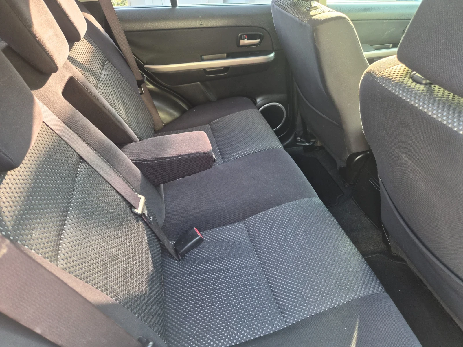 Suzuki Grand vitara, снимка 11 - Автомобили и джипове - 55849524