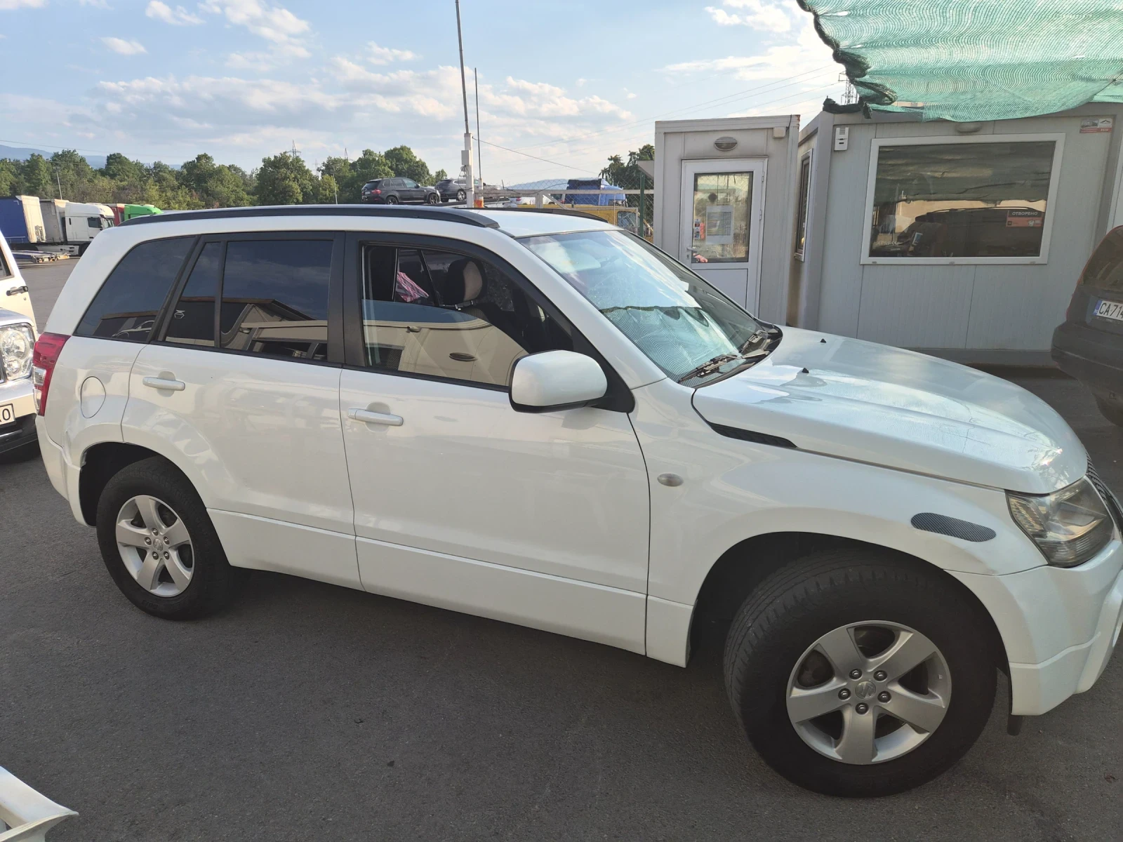 Suzuki Grand vitara, снимка 2 - Автомобили и джипове - 55849524