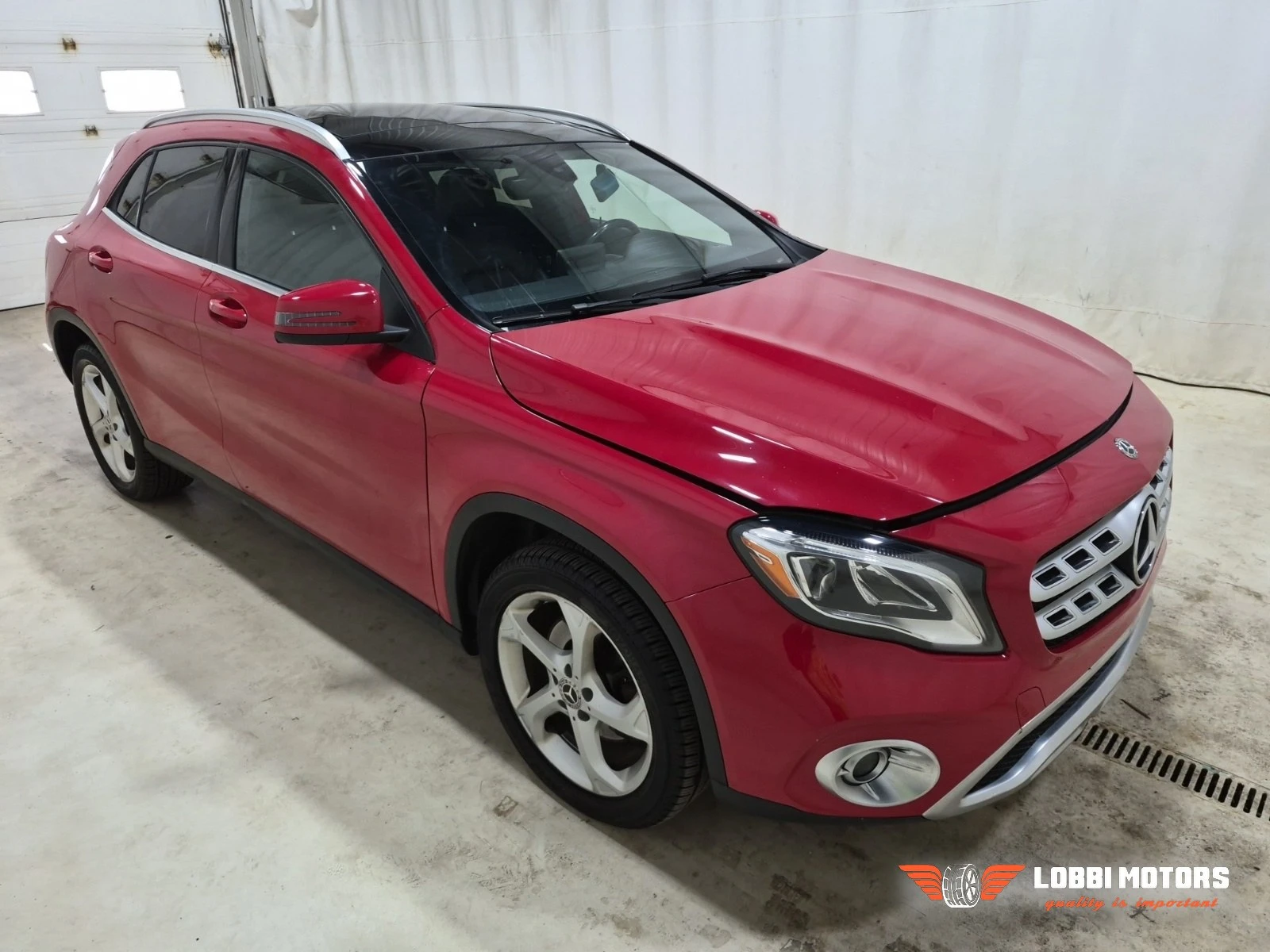 Mercedes-Benz GLA, снимка 2 - Автомобили и джипове - 55928407