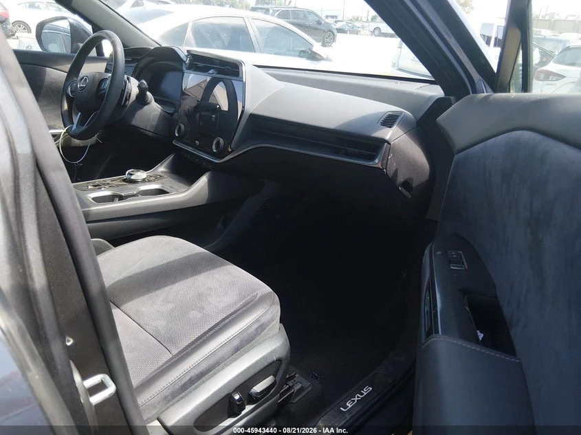 Lexus RZ 450E Luxury, снимка 5 - Автомобили и джипове - 55934436