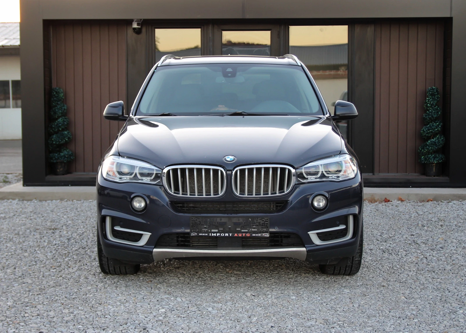 BMW X5 3.0D* XDRIVE* HUD* МОНИТОРИ* ДИГИТАЛЕН КИЛОМЕТРАЖ, снимка 2 - Автомобили и джипове - 55967841
