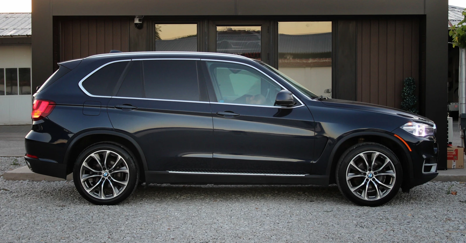BMW X5 3.0D* XDRIVE* HUD* МОНИТОРИ* ДИГИТАЛЕН КИЛОМЕТРАЖ, снимка 8 - Автомобили и джипове - 55967841