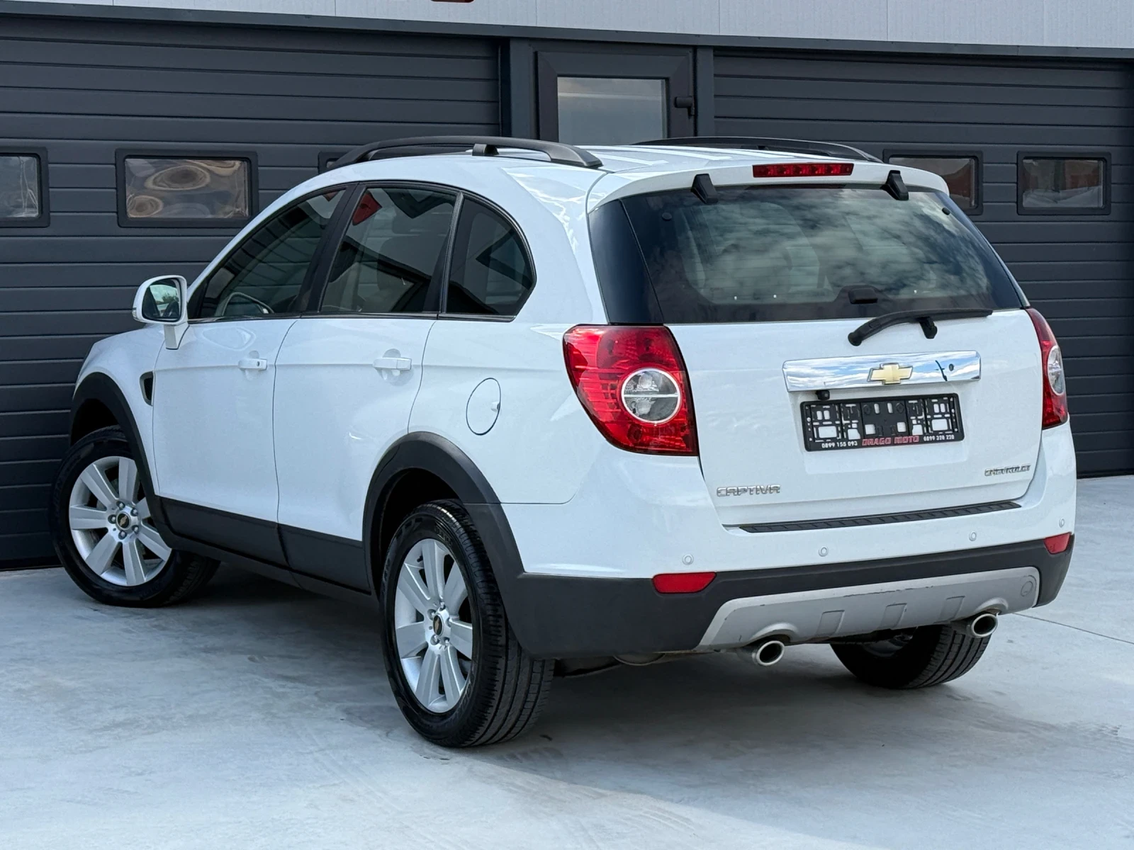 Chevrolet Captiva 2.0VCDi, 4х4! Кожа, Навигация, * 181 000км* Уникат, снимка 4 - Автомобили и джипове - 56137550