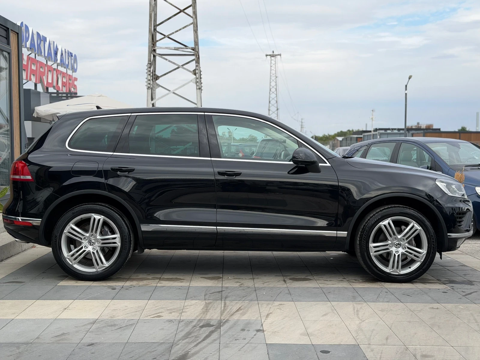 VW Touareg * 3.0TDI* Facelift* 2018* , снимка 7 - Автомобили и джипове - 56269340