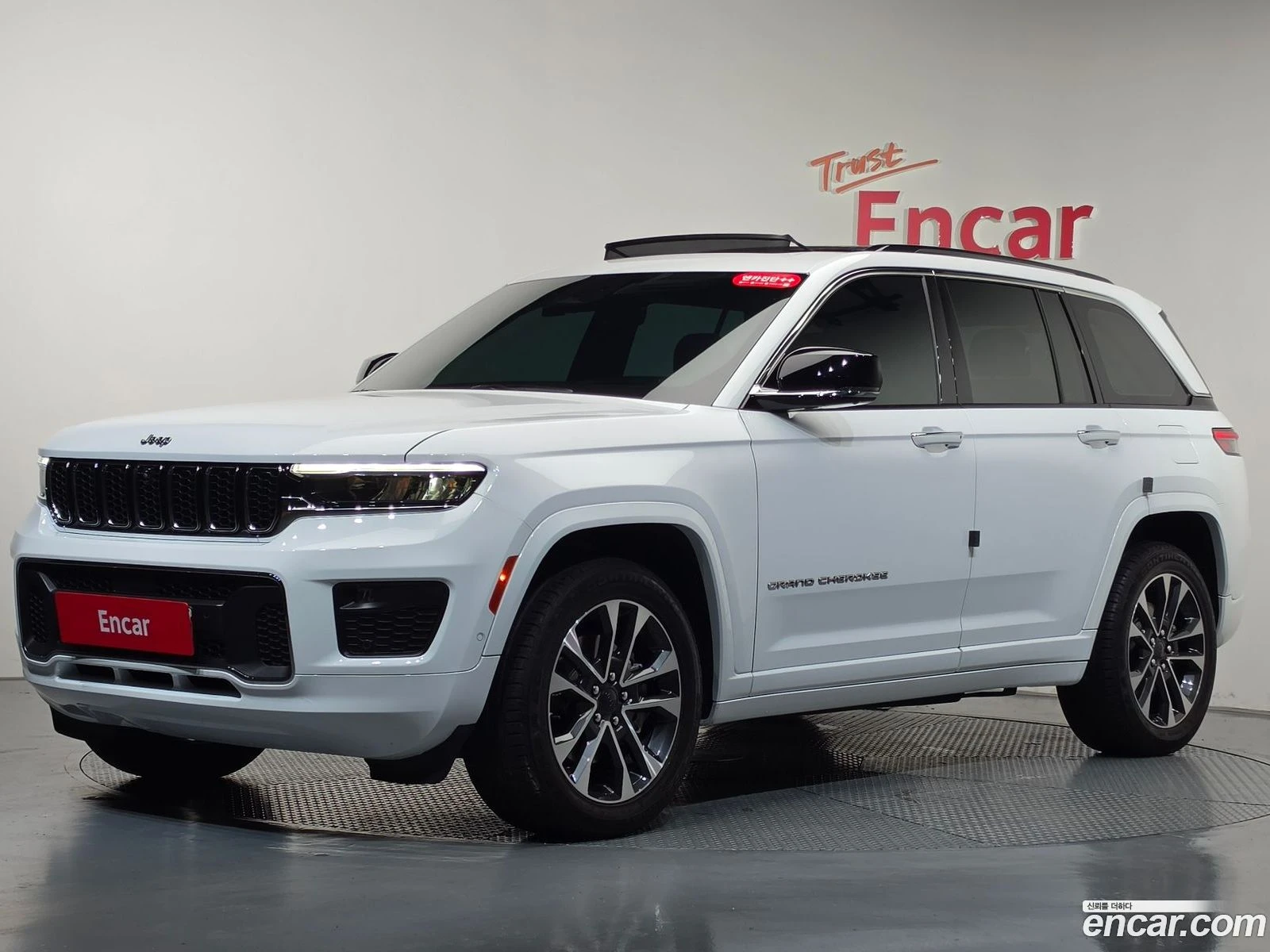 Jeep Cherokee L 3.6 Overland* ВКЛЮЧЕНИ ВСИЧКИ РАЗХОДИ