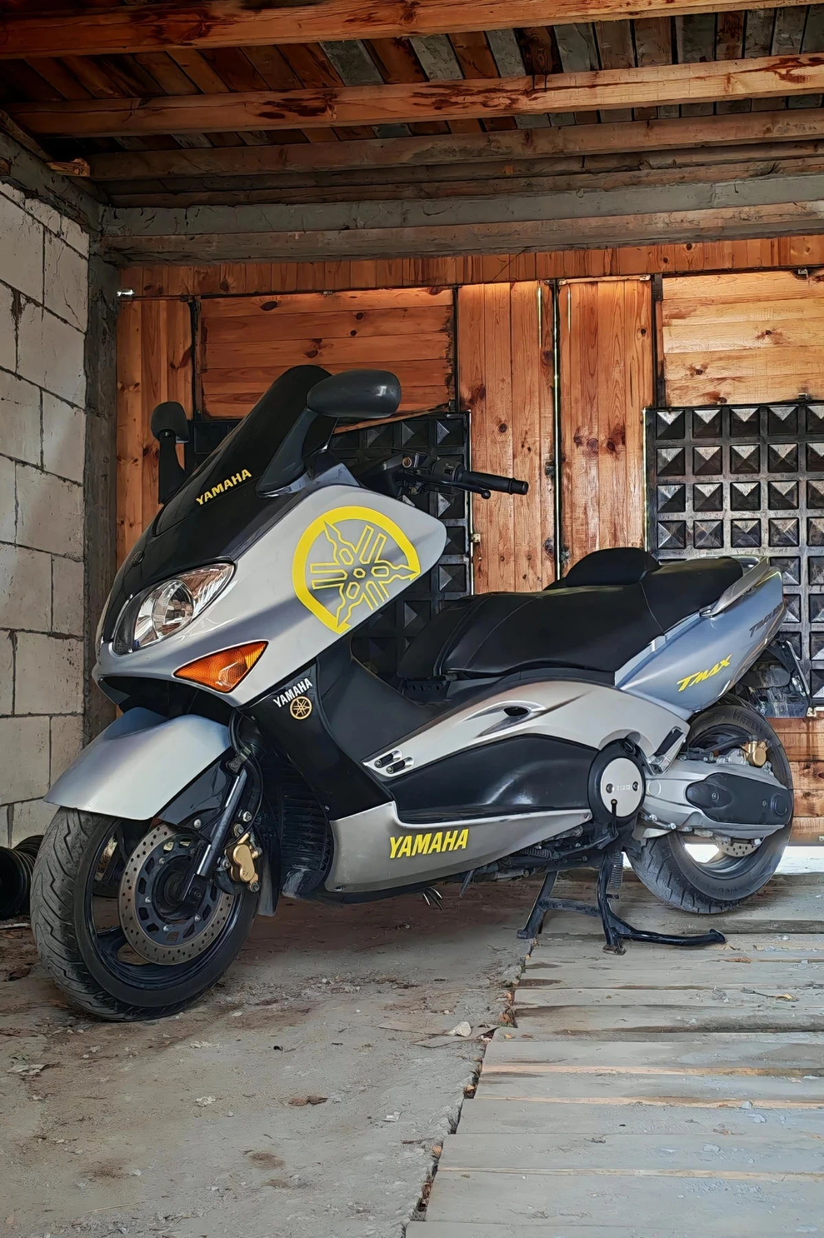 Yamaha T-max 500