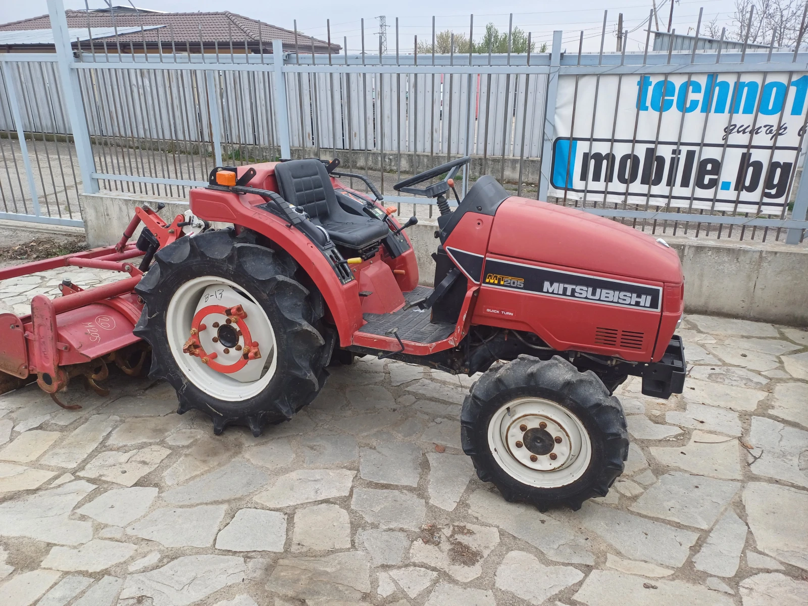 Трактор Mitsubishi TM205 - изображение 2
