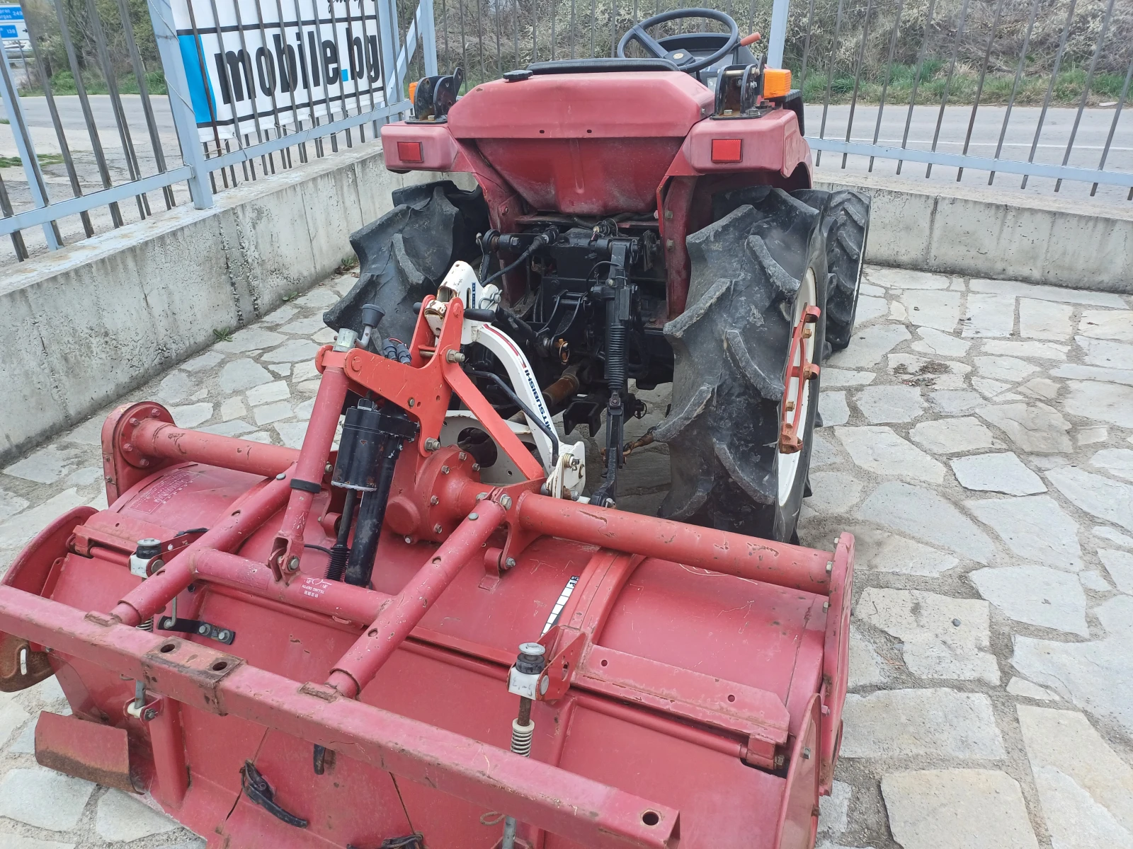 Трактор Mitsubishi TM205 - изображение 3