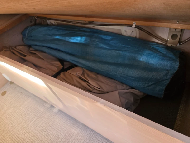 Каравана ABI DETHLEFFS 360, снимка 15 - Каравани и кемпери - 52630462