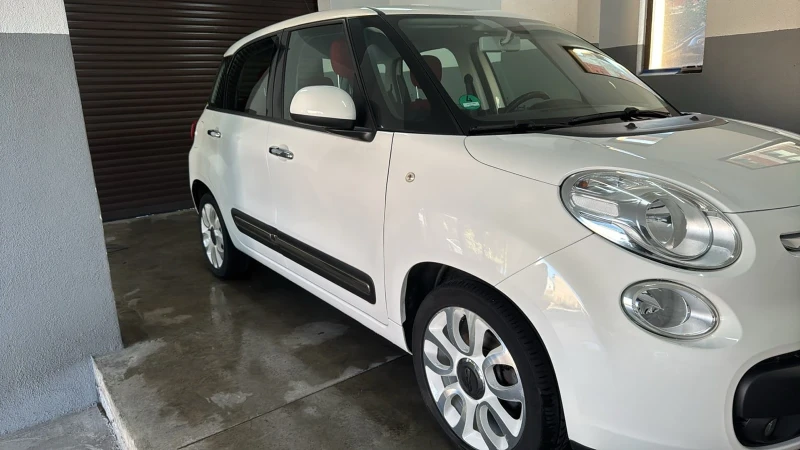 Fiat 500L, снимка 2 - Автомобили и джипове - 47620785