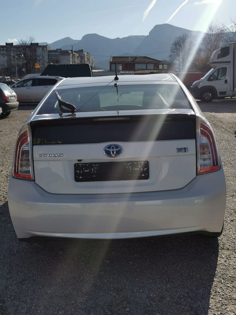 Toyota Prius Hybrid , снимка 4 - Автомобили и джипове - 48163120