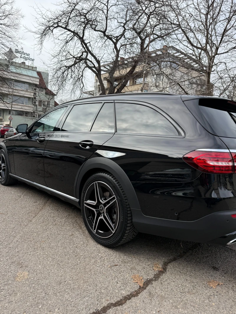 Mercedes-Benz E 200 All-Terrain, снимка 10 - Автомобили и джипове - 48377709